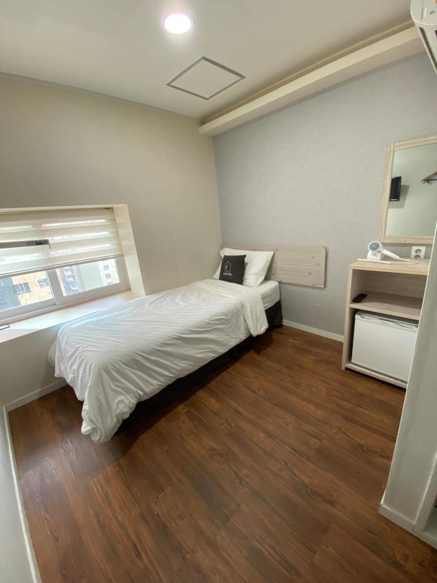 Seoul Grand Hostel Ewha Univ Exterior foto